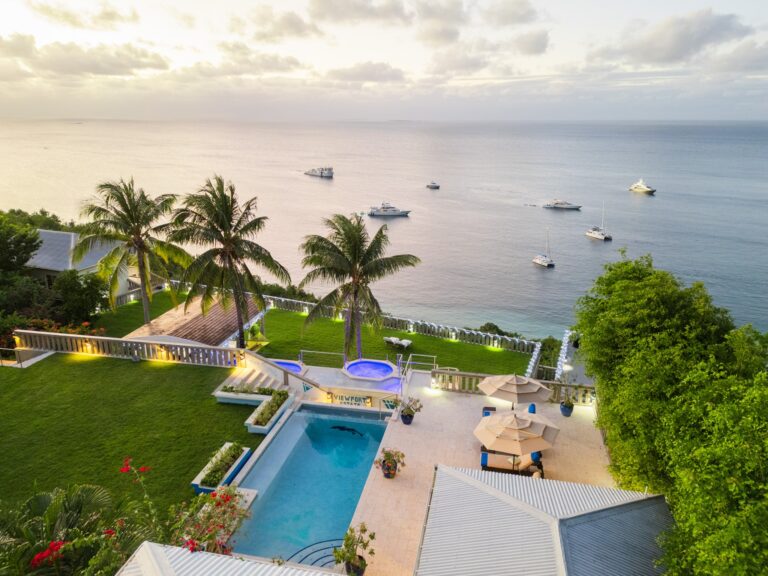 Viewfort Aerial Evening pool shot